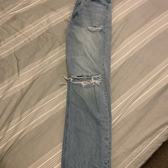 American Eagle Mom Jeans - Picture 2 of 4